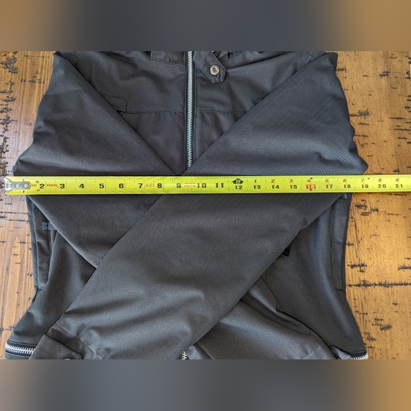 Burton Small Snow/Ski Jacket - Picture 16 of 16